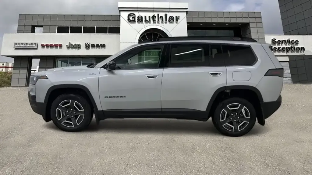 Jeep Cherokee 2026 photo 3