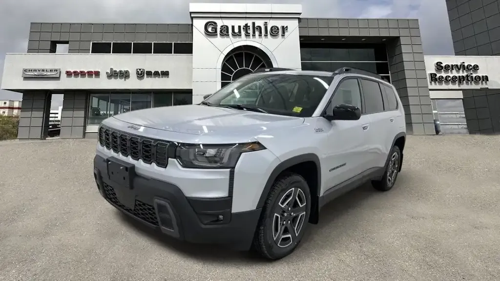 Jeep Cherokee 2026 photo 2
