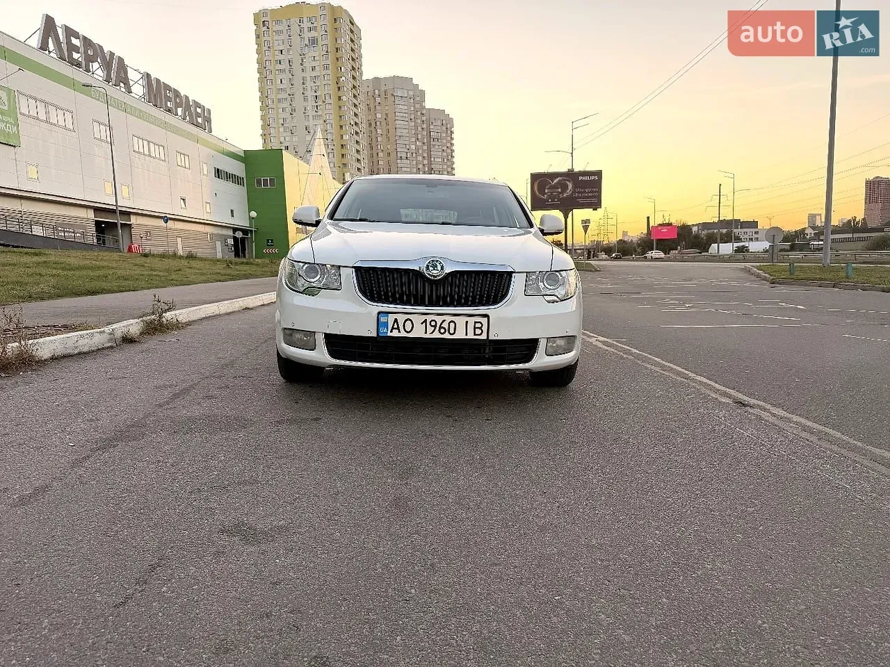 Skoda Superb 2012 photo 3