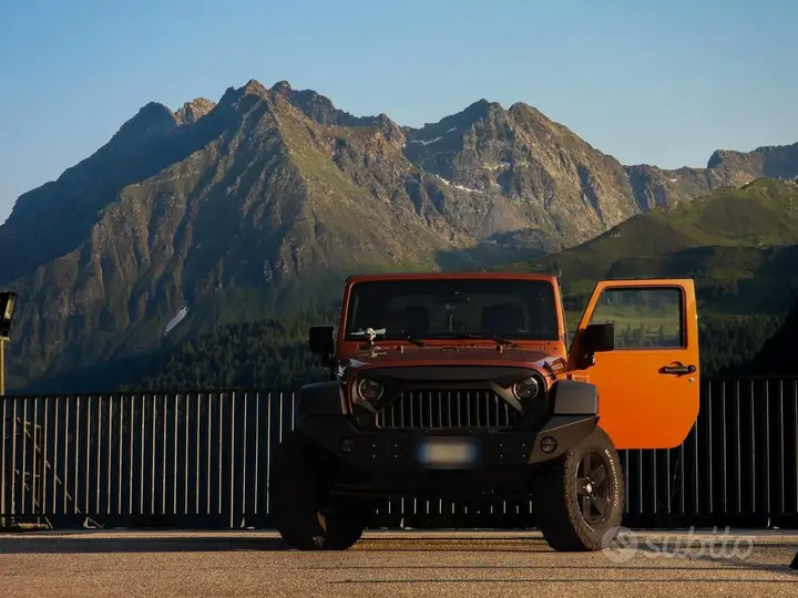 Jeep Wrangler 2011 photo 3