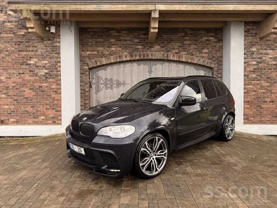 BMW X5 2009 photo 2