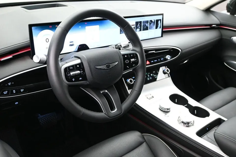 Genesis Gv70 2026 photo 5