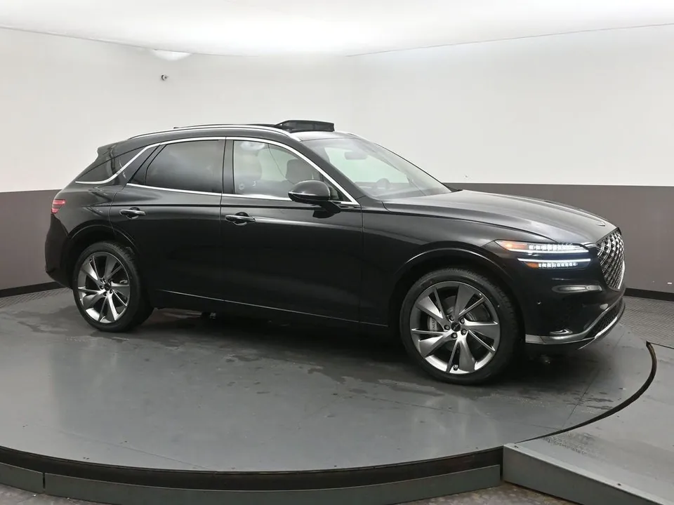 Genesis Gv70