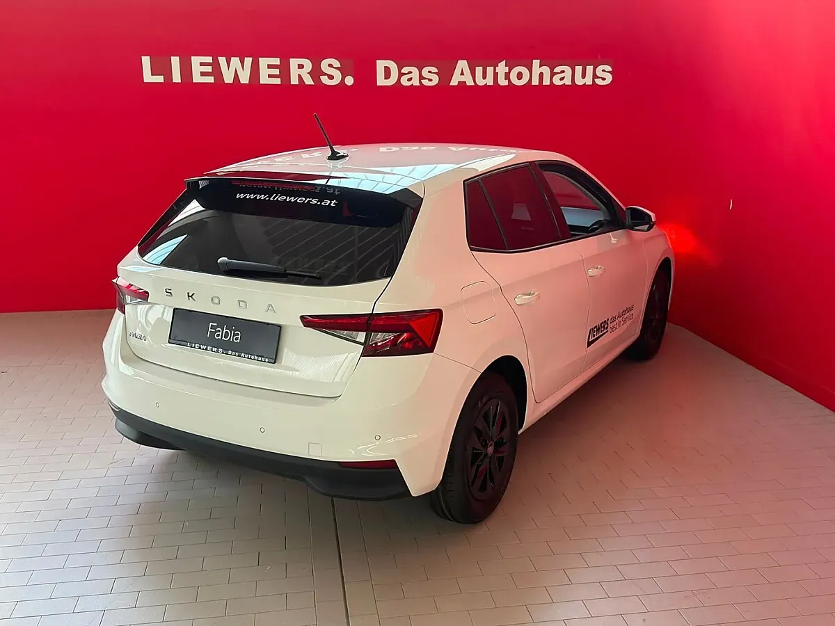 Skoda Fabia 2026 photo 3
