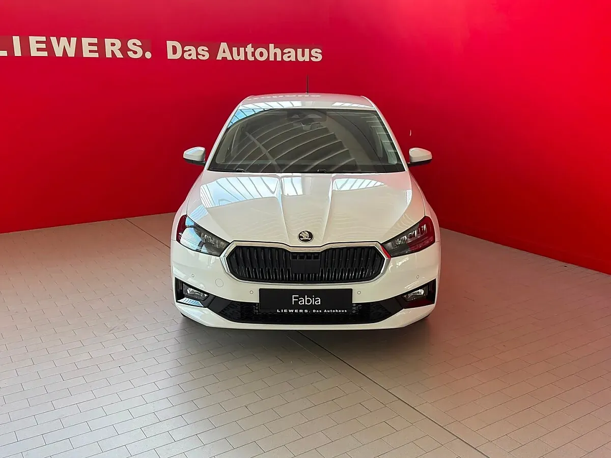 Skoda Fabia 2026 photo 2
