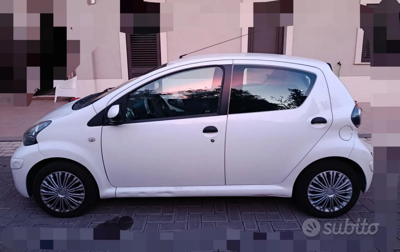 Toyota Aygo 2011 photo 2
