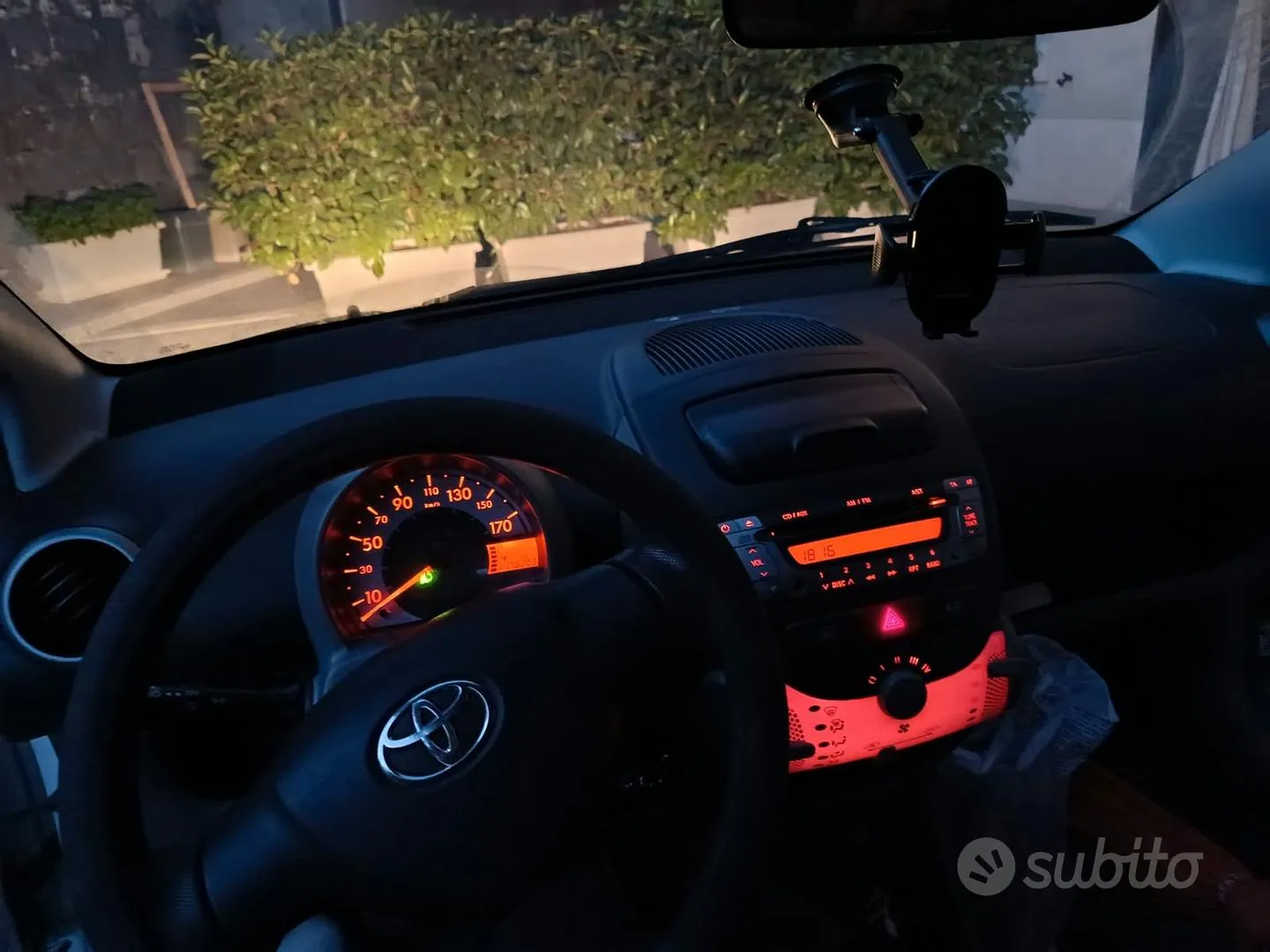 Toyota Aygo 2011 photo 4