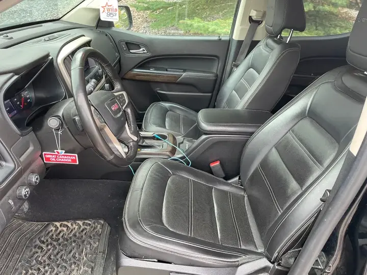 GMC Canyon 2019 photo 3