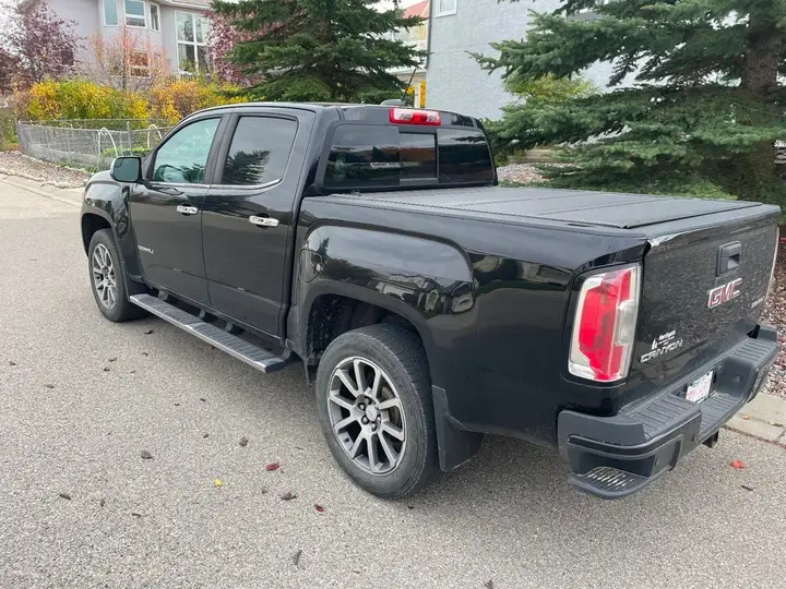 GMC Canyon 2019 photo 4
