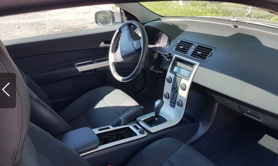 Volvo C30 2011 photo 4