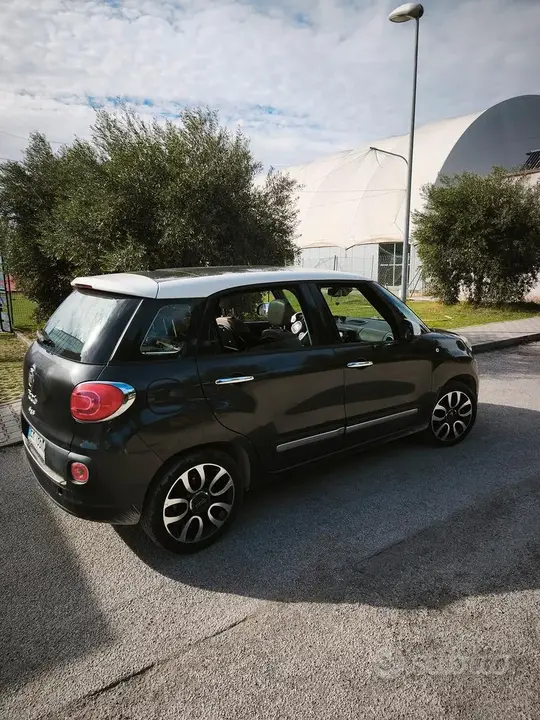Fiat 500L 2013 photo 2