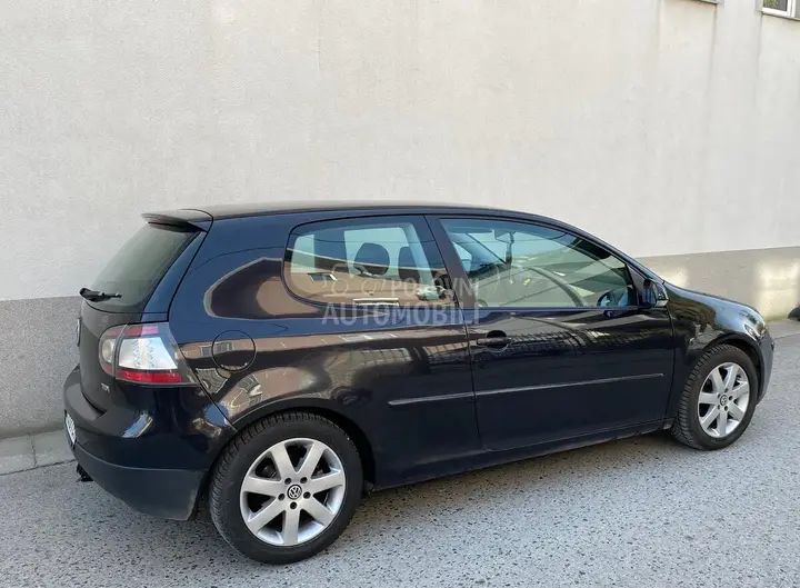 Volkswagen Golf 5 2004 photo 3
