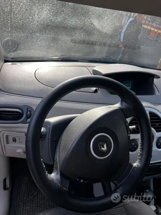 Renault Modus 2006 photo 2