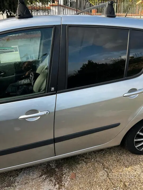 Renault Modus 2006 photo 3