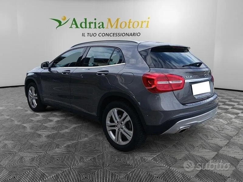Mercedes-Benz Gla 2017 photo 3