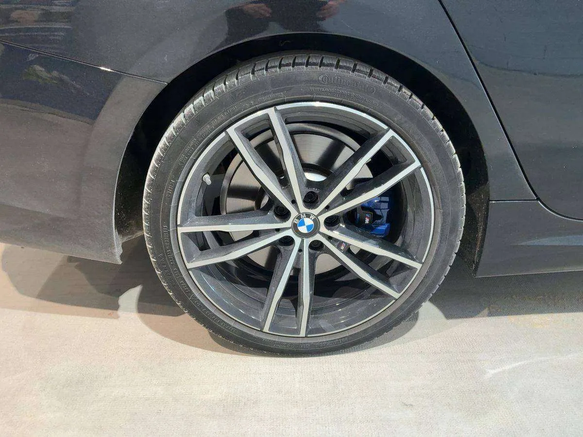 BMW 330I 2021 photo 2