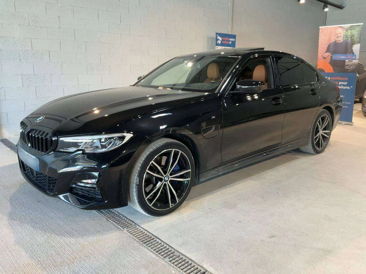 BMW 330I