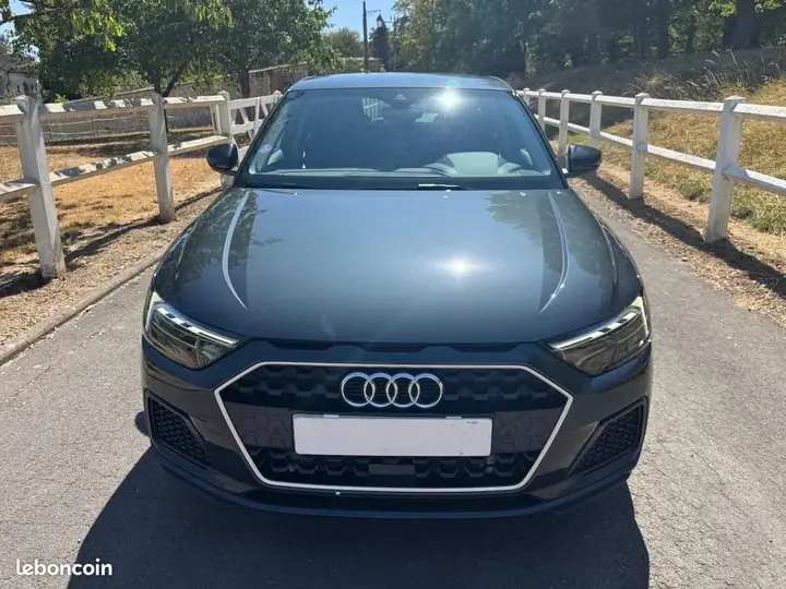 Audi A1 2022 photo 2