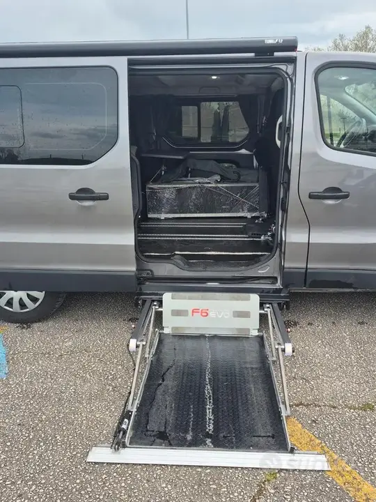 Opel Vivaro 2019 photo 2