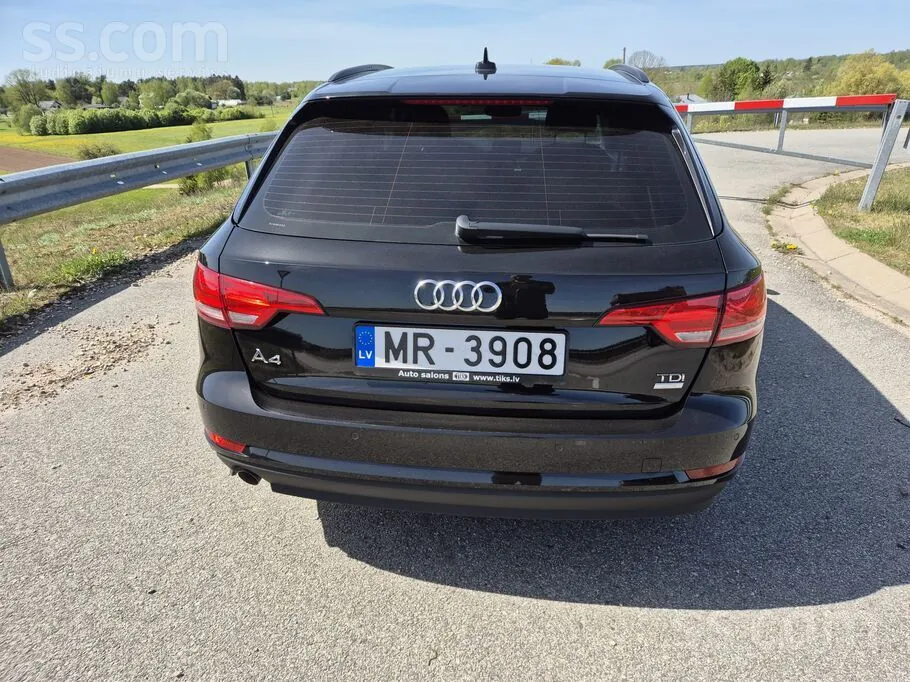 Audi A4 2017 photo 5