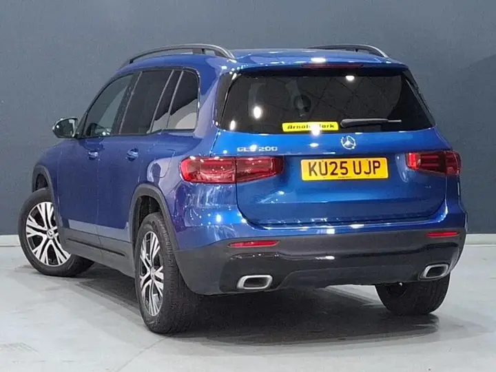 Mercedes-Benz Glb 2025 photo 2