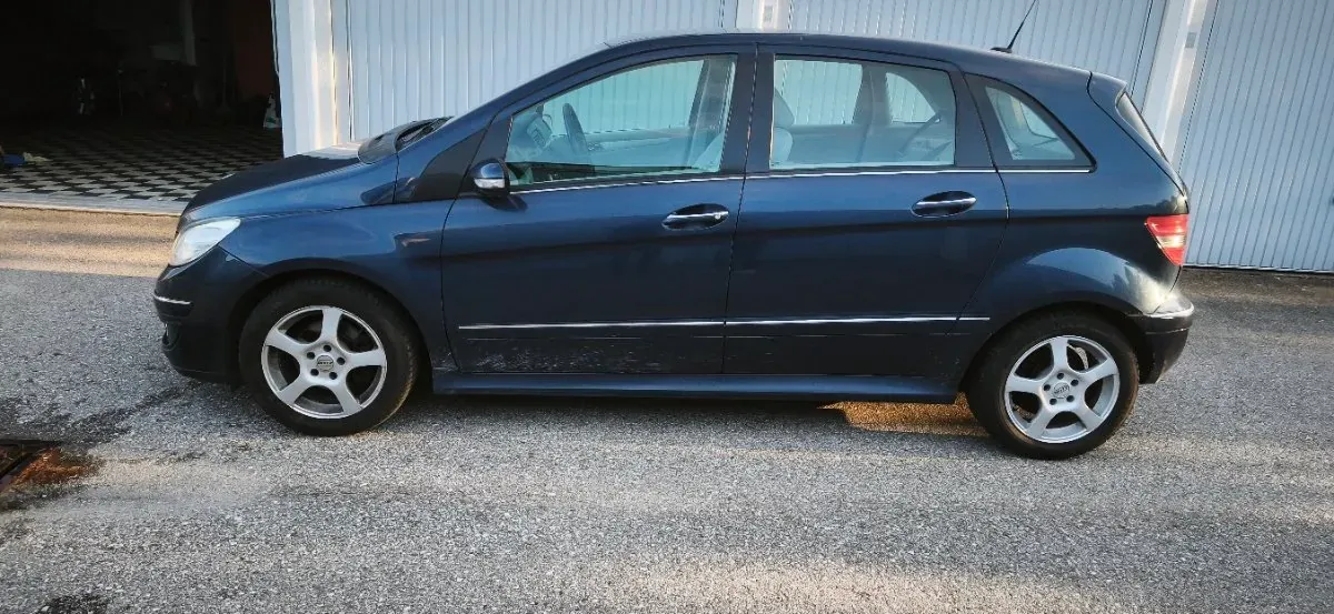 Mercedes-Benz B-Class 2006 photo 2
