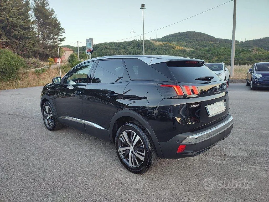 Peugeot 3008 2023 photo 3