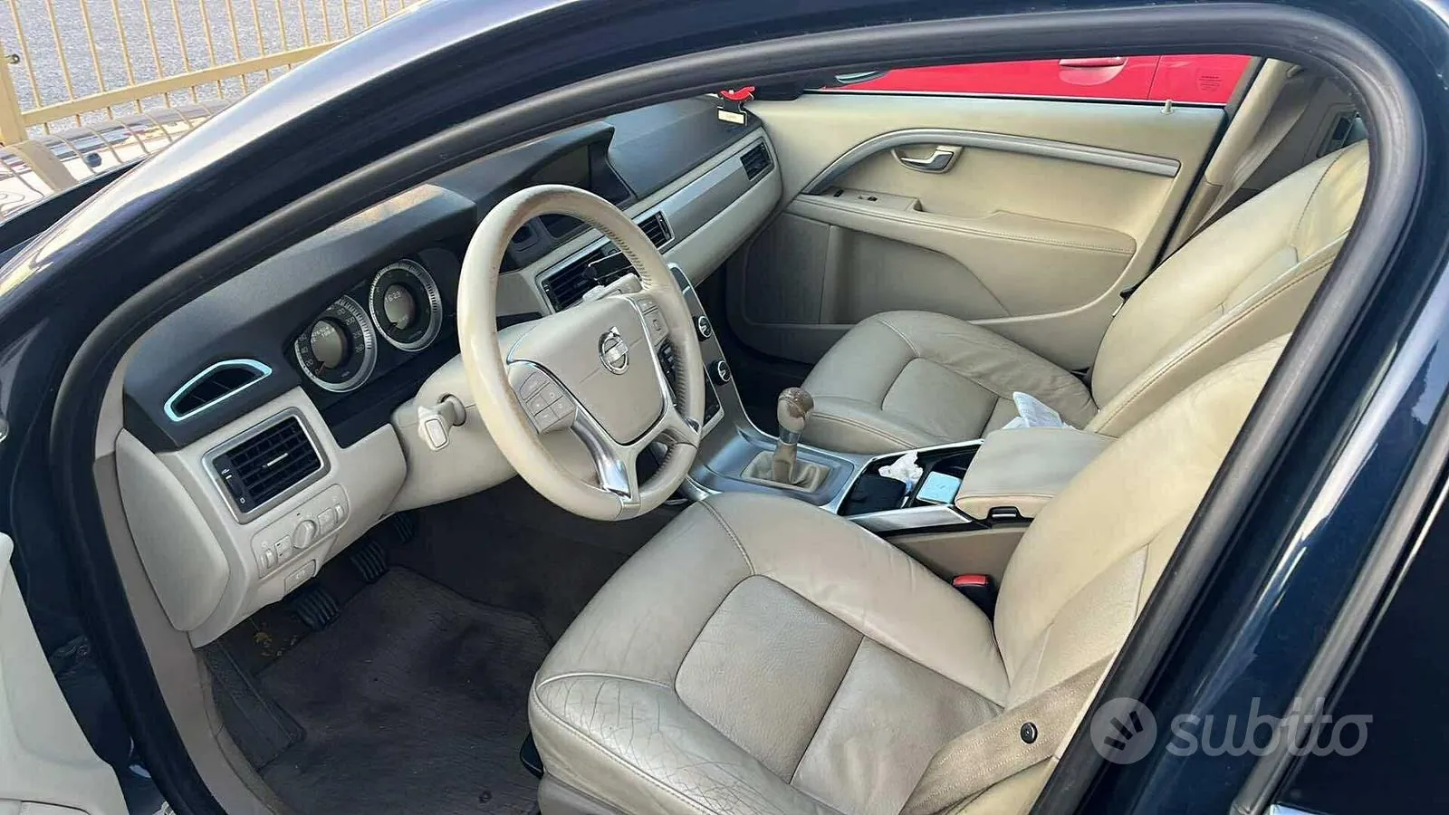 Volvo V70 2011 photo 4