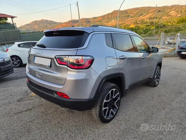 Jeep Compass 2018 photo 2