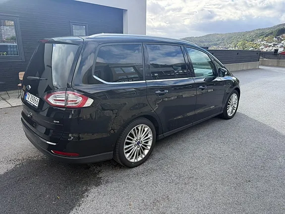 Ford Galaxy 2016 photo 2