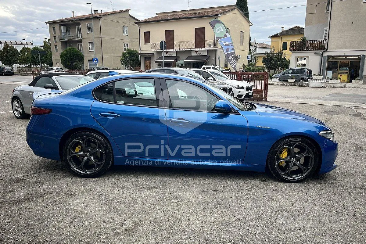 Alfa Romeo Giulia 2017 photo 4