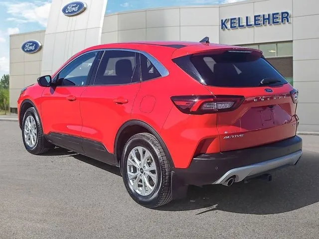 Ford Escape 2024 photo 3