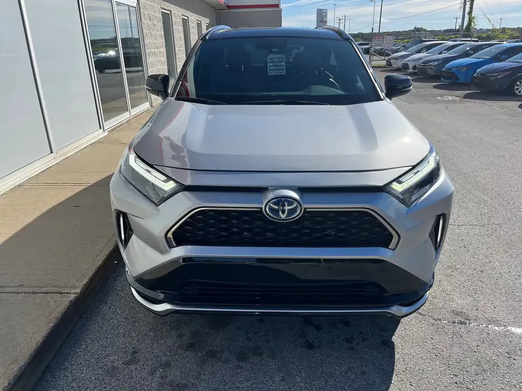 Toyota Rav4 2023 photo 2