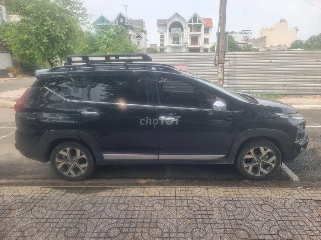 Mitsubishi Xpander Cross 2024 photo 3