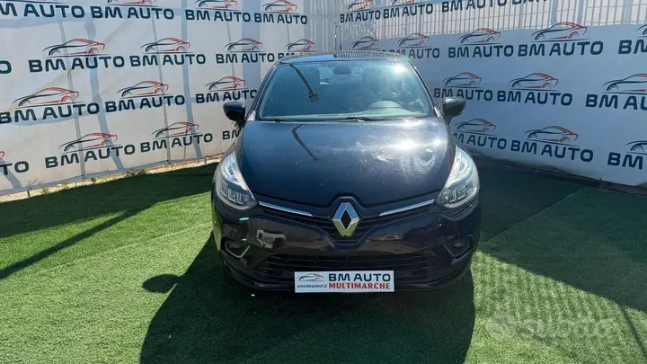 Renault Clio 2019 photo 2