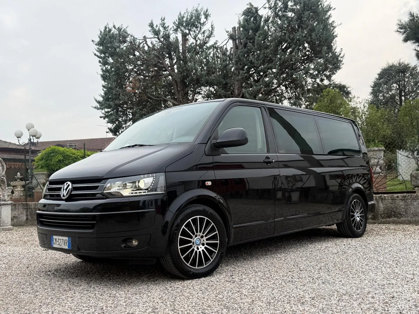 Volkswagen Multivan 2011 photo 4