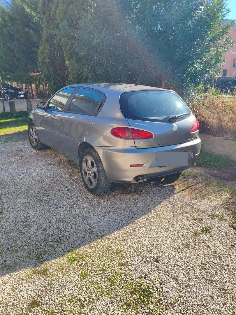 Alfa Romeo 147 2007 photo 2
