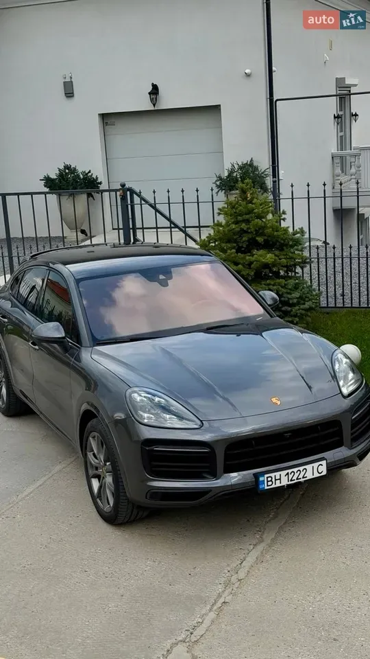 Porsche Cayenne Coupe 2022 photo 4