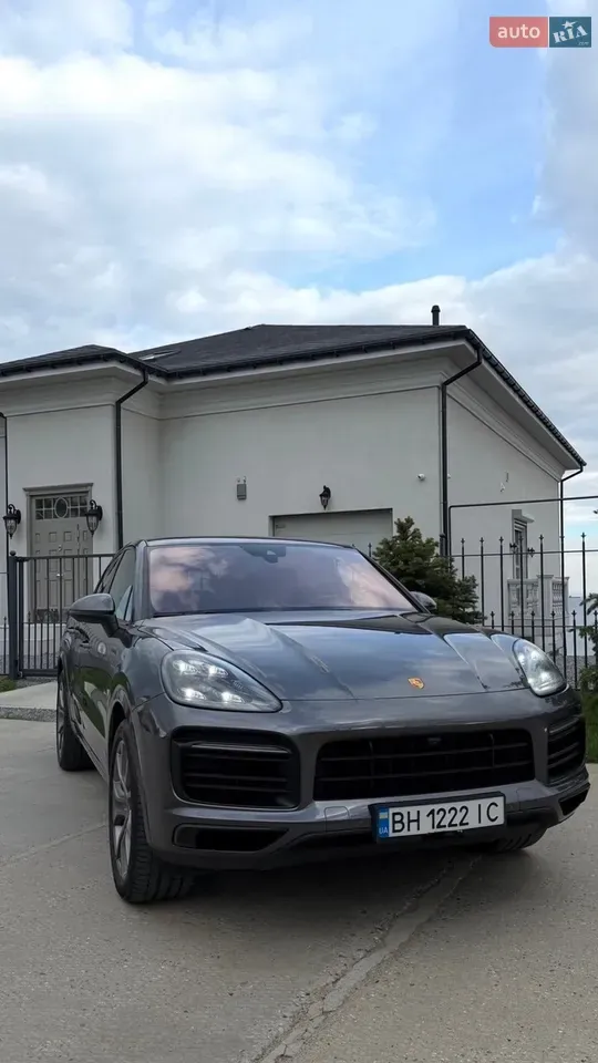 Porsche Cayenne Coupe