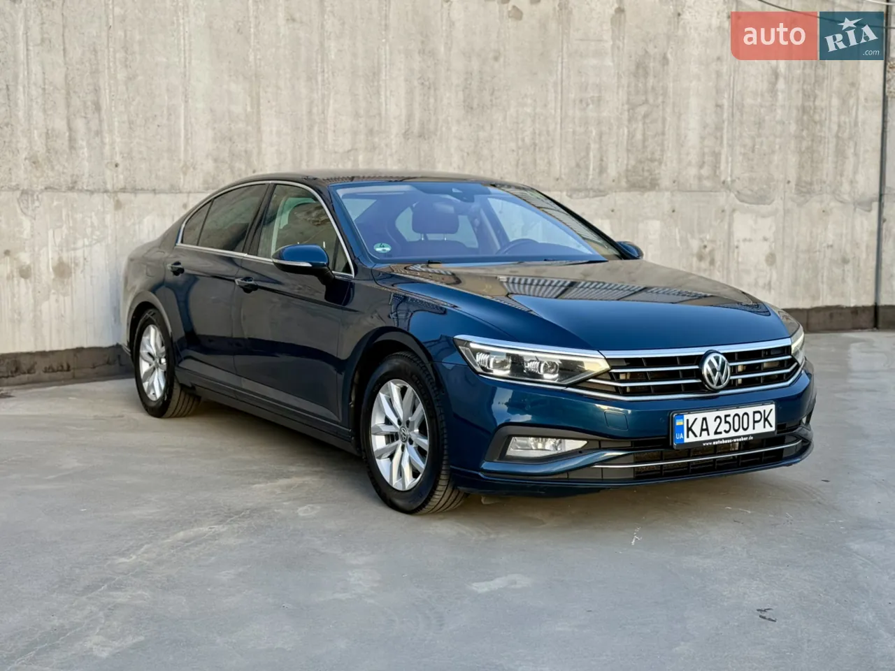 Volkswagen Passat 2020 photo 2