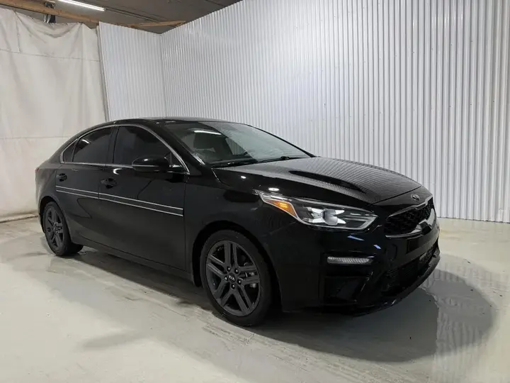 Kia Forte 2021 photo 3
