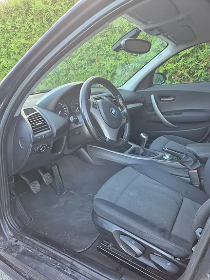 BMW 118D 2006 photo 4