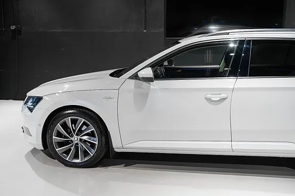Skoda Superb 2018 photo 4