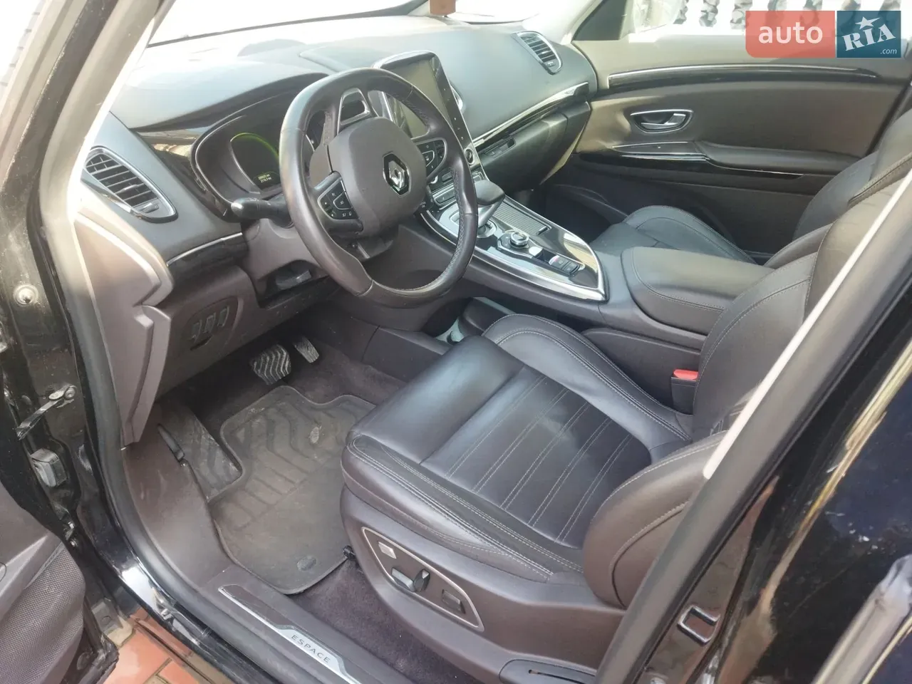 Renault Espace 2016 photo 3