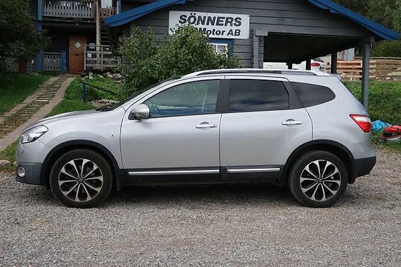 Nissan Qashqai 2012 photo 2