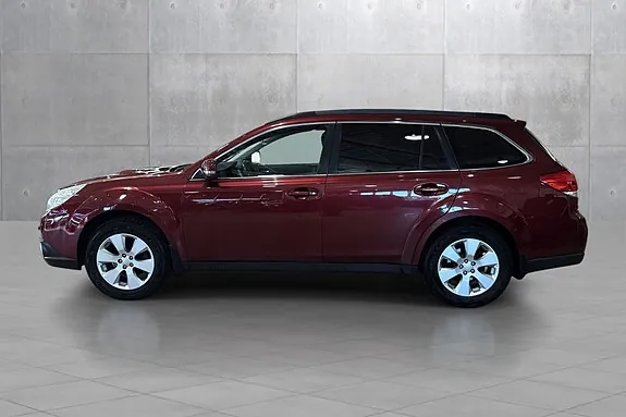 Subaru Outback 2010 photo 2