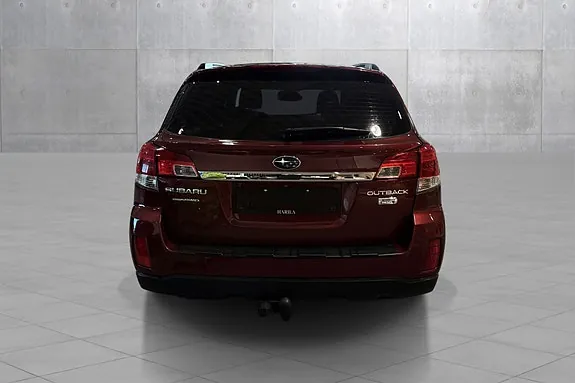 Subaru Outback 2010 photo 4