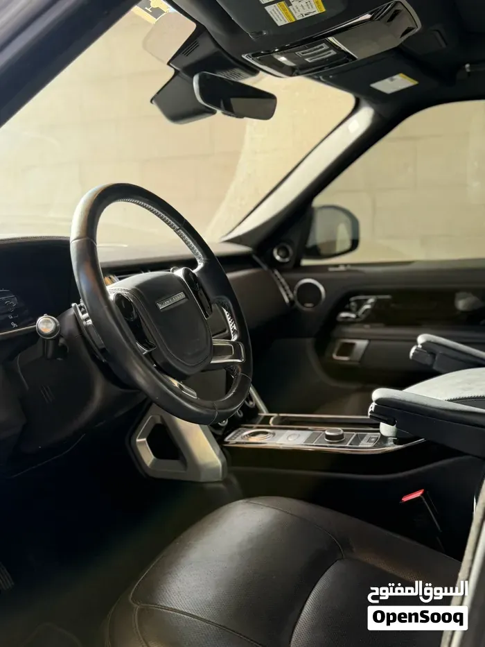 Land Rover Range Rover Vogue 2020 photo 3