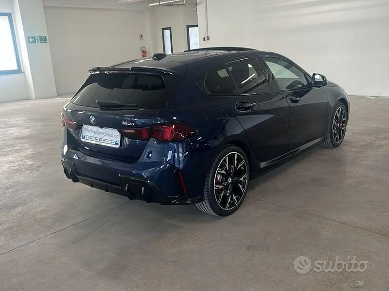 BMW 1 Series 2026 photo 3