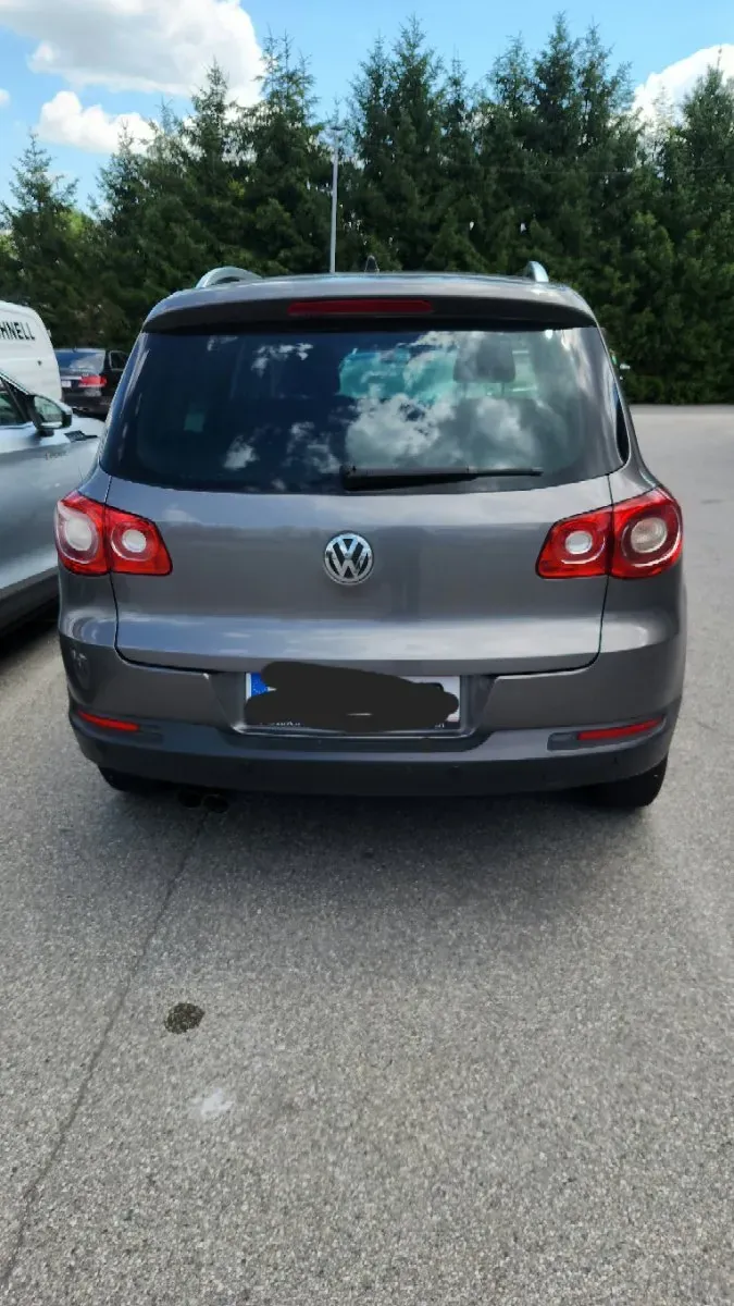Volkswagen Tiguan 2009 photo 2